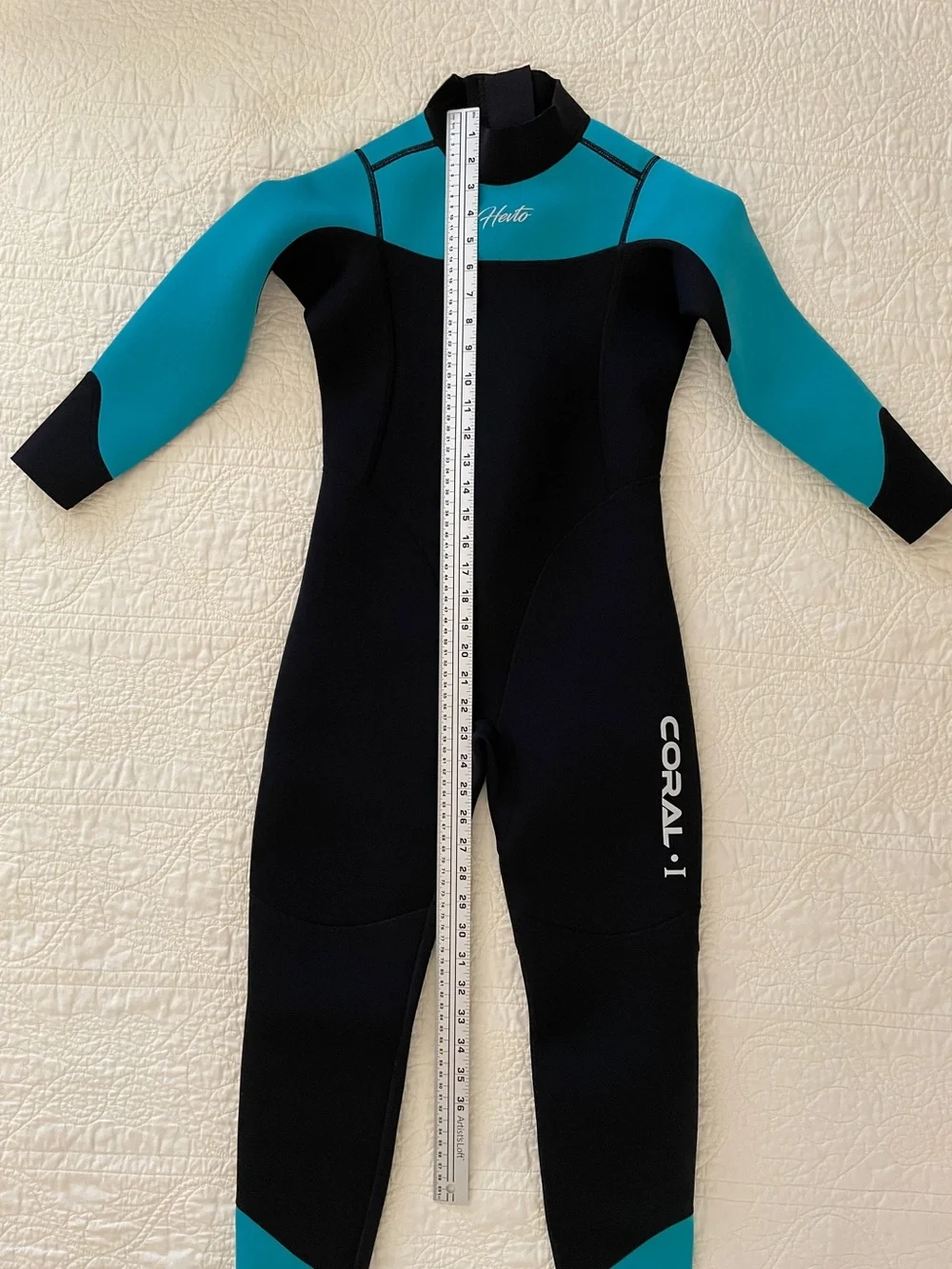Herto Coral 1 Full Body Wetsuit Neoprene Youth Size 12 Black & Turquoise